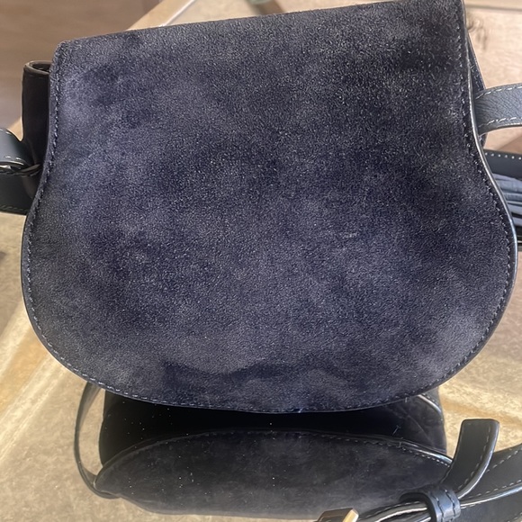 Chloe crossbody Marcie. exclusive  suede Navy contrast stitching. - Picture 4 of 10